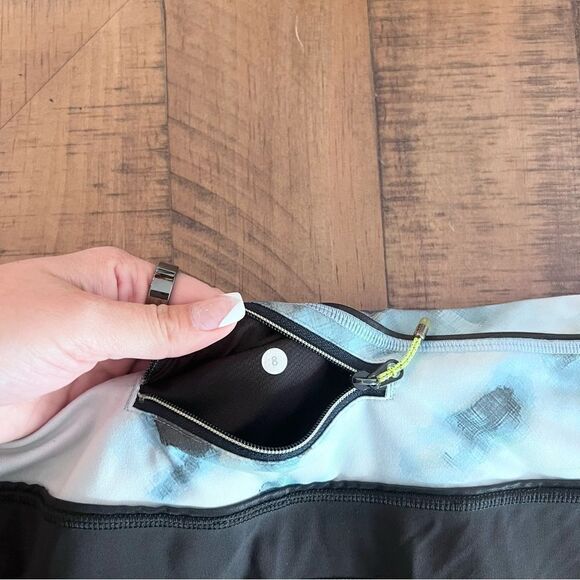 Lululemon Pace Queen Tight Black Blooming Pixie Aquamarine 7/8 Length Size 8 - Picture 6 of 9